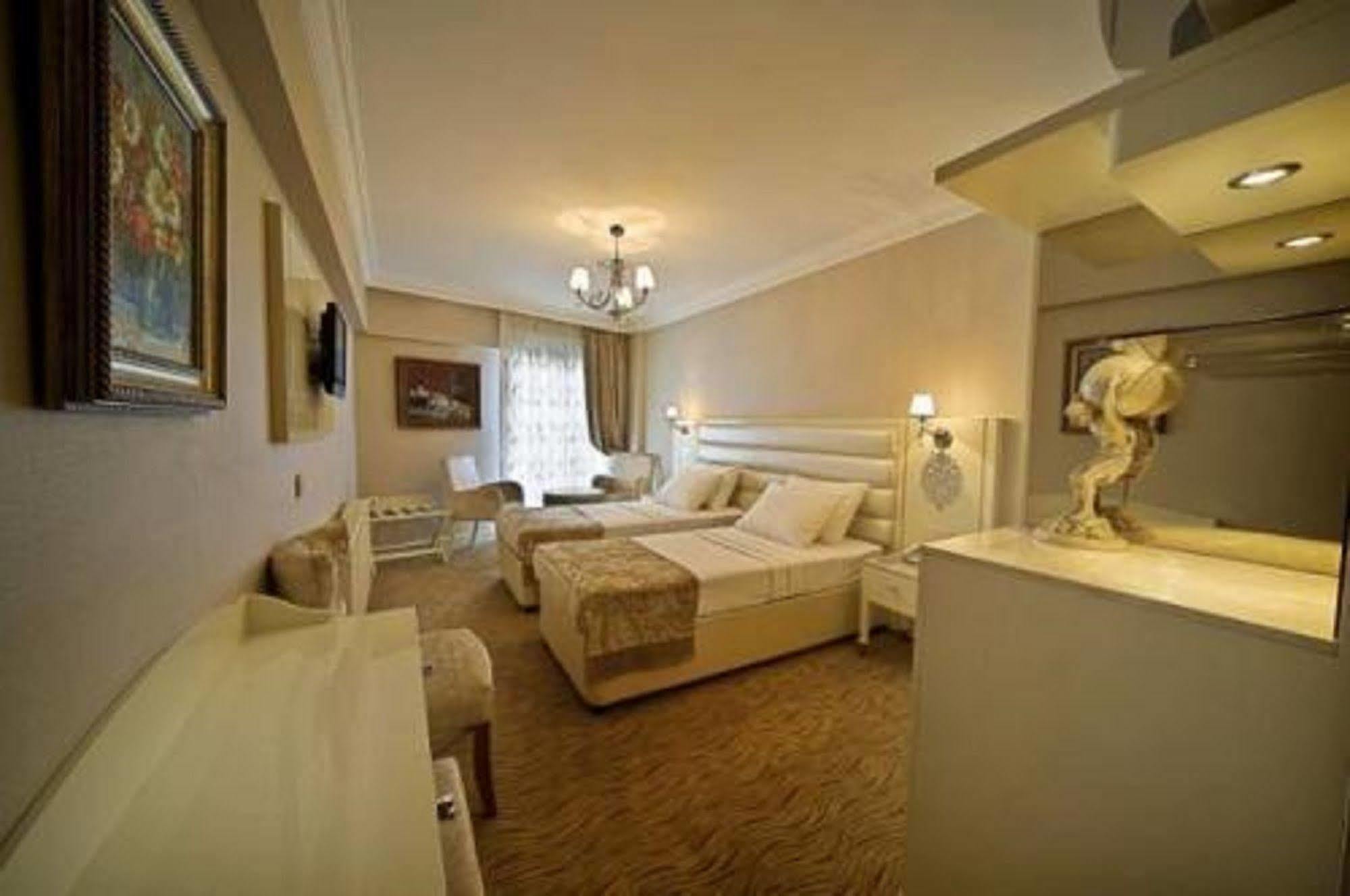 Royce Hotel อิสตันบูล ภายนอก รูปภาพ